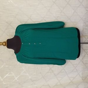 Banana Republic Shirt Blouse Womens Size Medium Long Sleeve Button Pleated